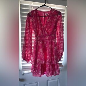 Super cute; only worn once